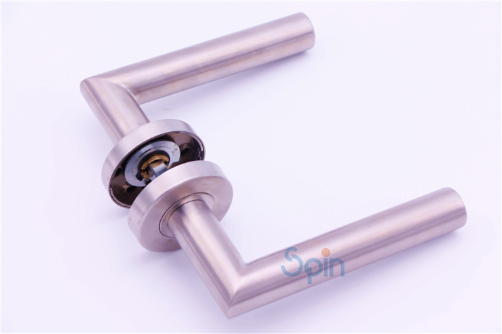 Stainless steel tube L-shapedoor handle China Supplier & Manufacturer (5).jpg